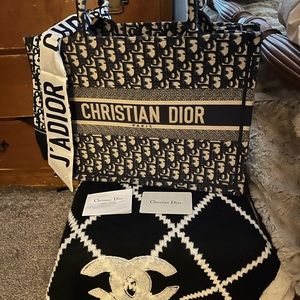 Christian Dior Bag (Tote)-  got this in Singapore 2022